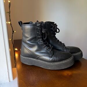 Steve Madden Betty Black Boots